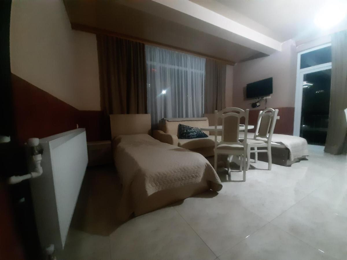 Giorgi Kvariati Hotel Exterior photo