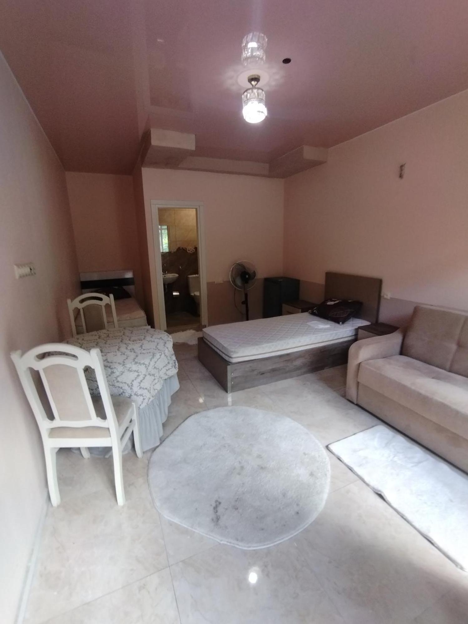 Giorgi Kvariati Hotel Room photo
